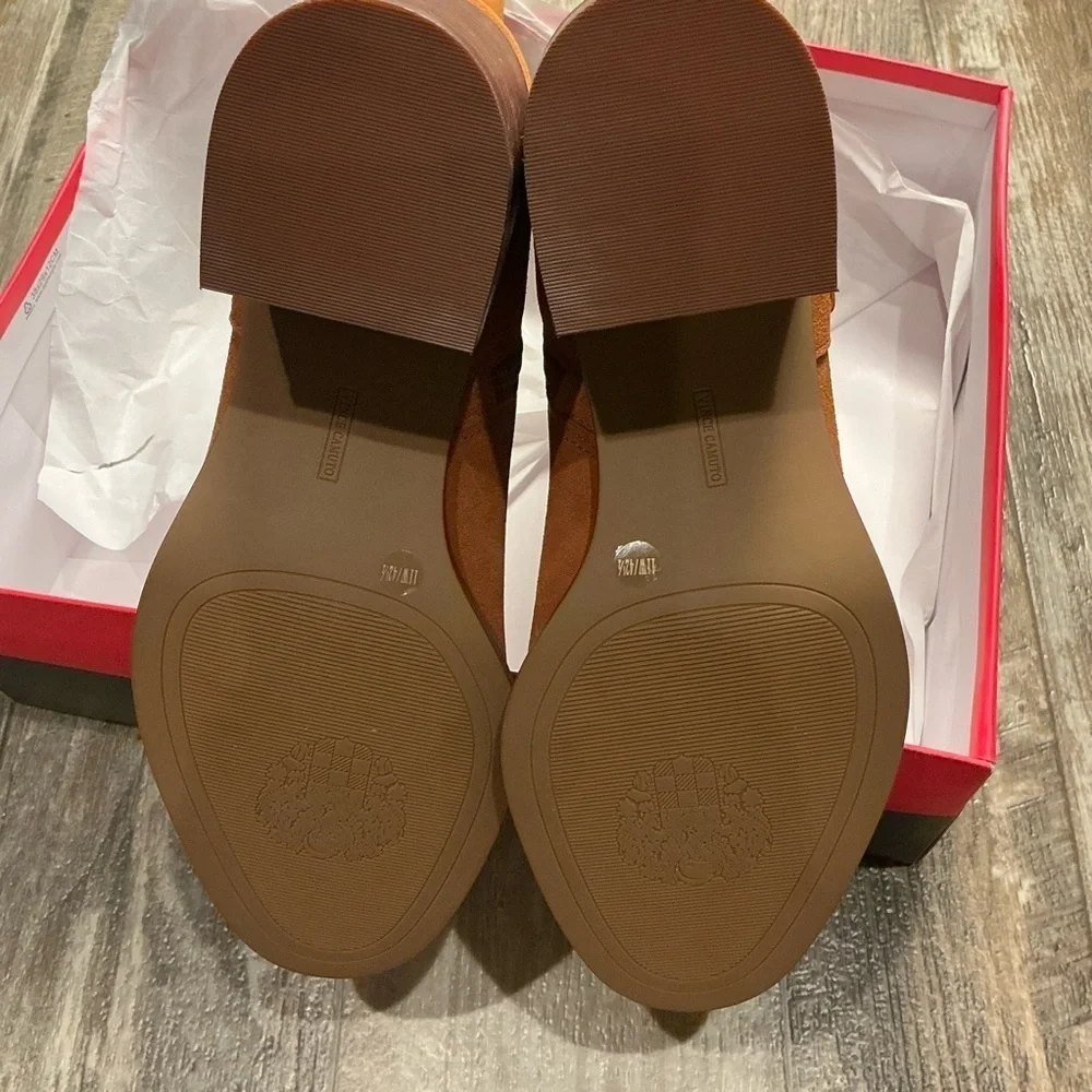 Vince Camuto Brown Winter Boots Size 11 Wide